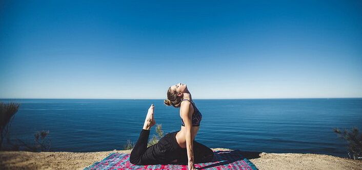 yoga pasang aksi pikeun leungitna beurat